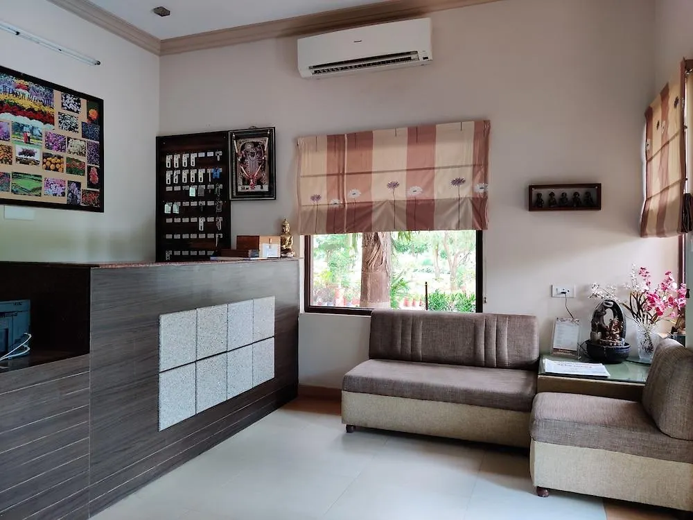 Araliayas Resort & Spa Udaipur 4*,
