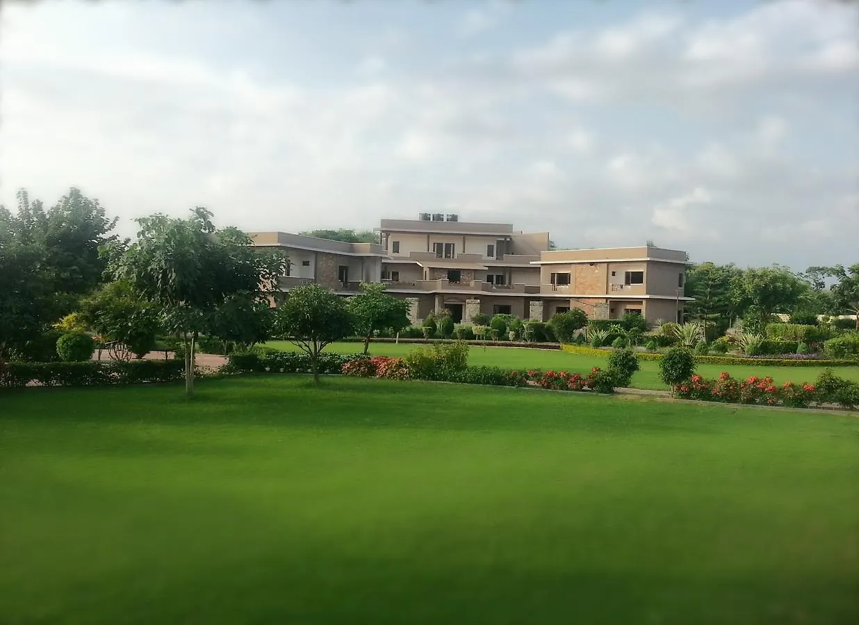 ****  Araliayas Resort & Spa Udaipur India