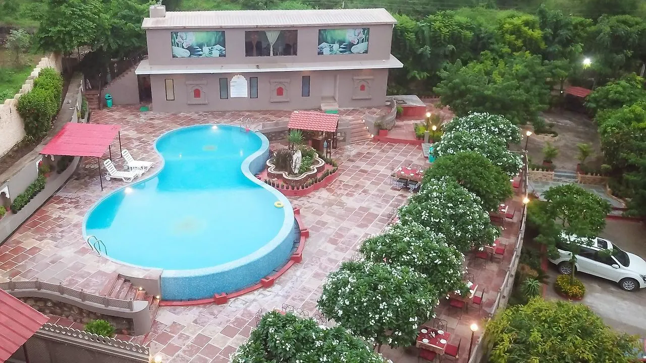 ****  Araliayas Resort & Spa Udaipur India