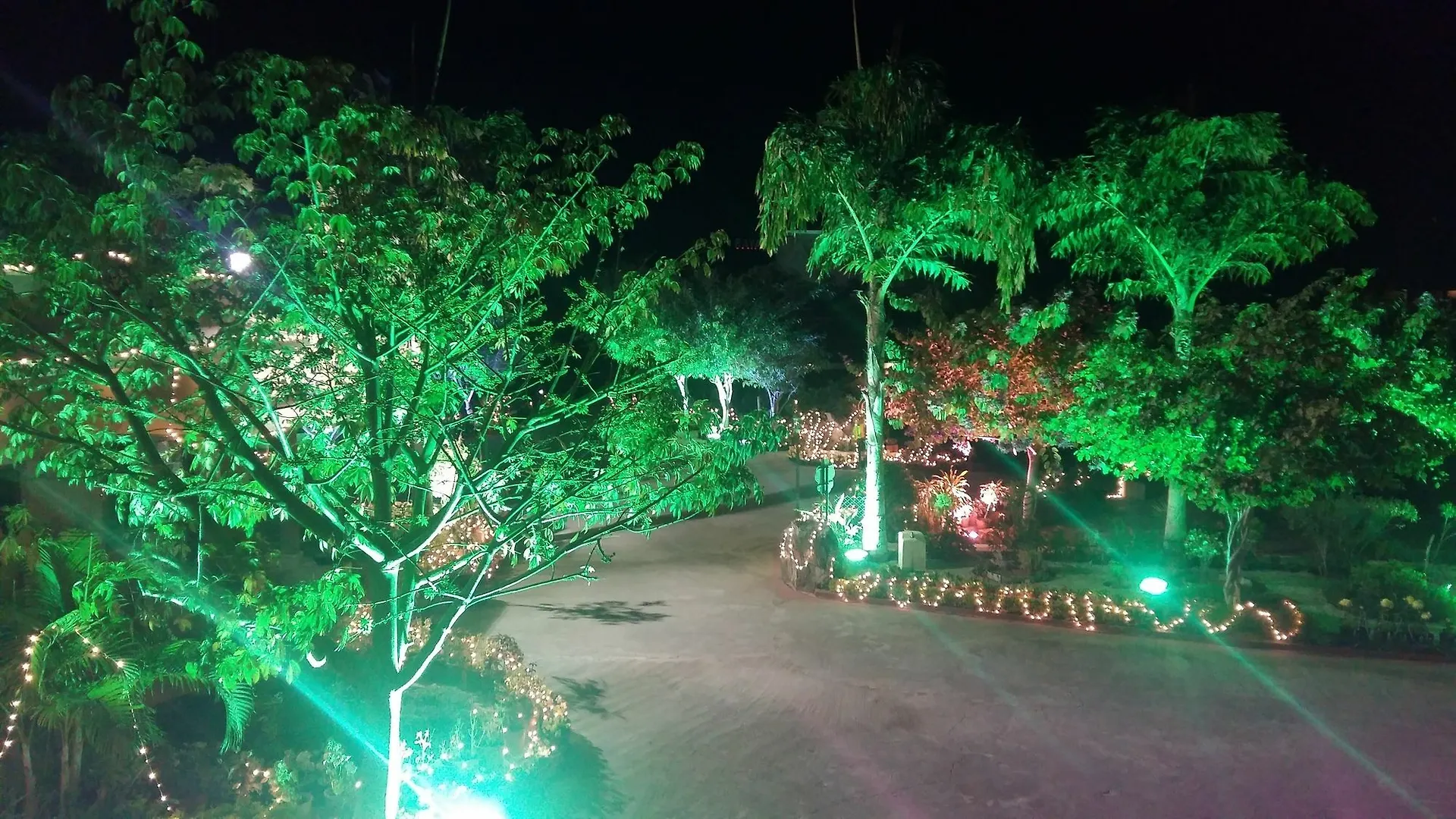 ****  Araliayas Resort & Spa Udaipur India