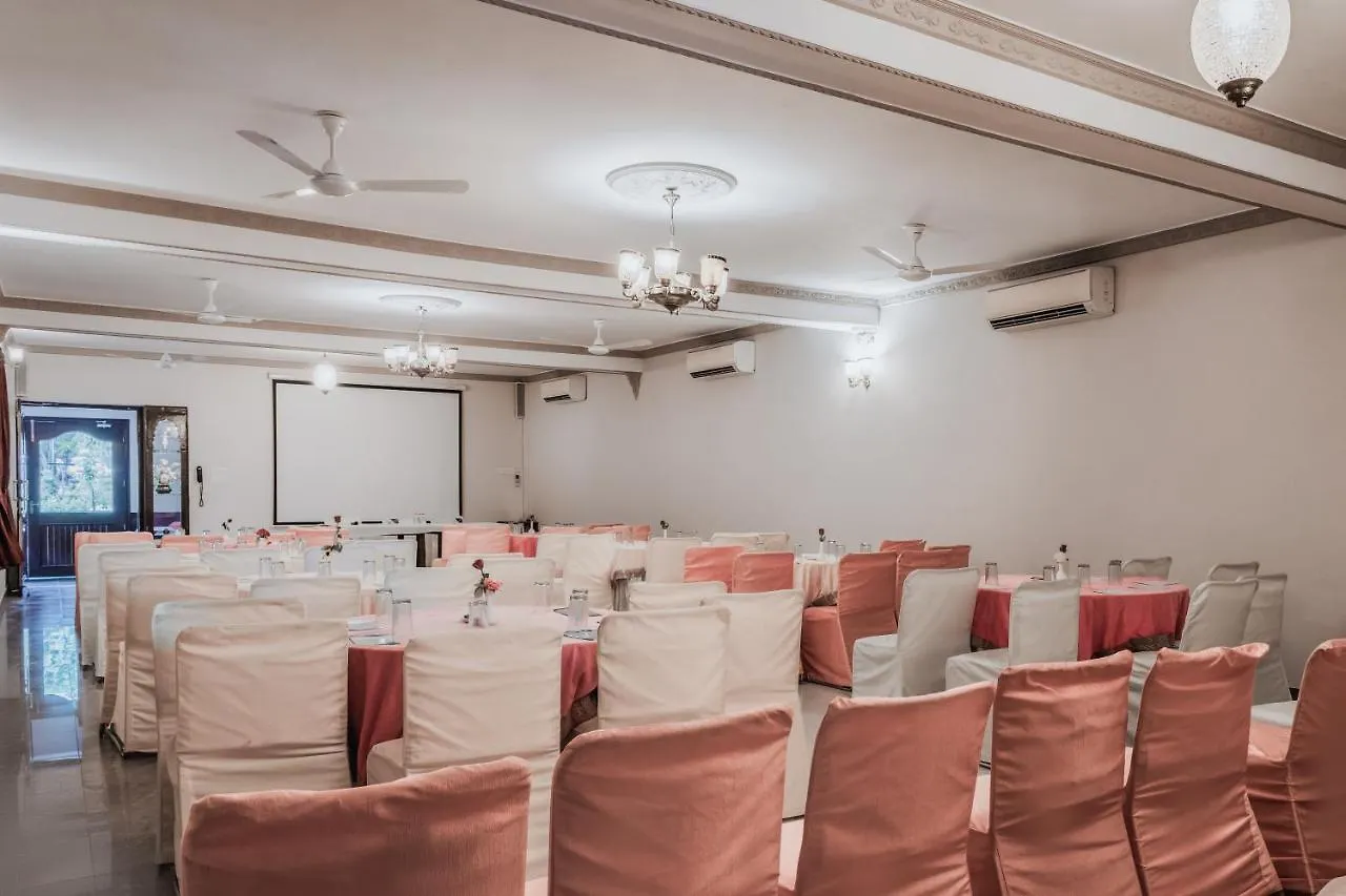 Araliayas Resort & Spa Udaipur 4*,  India